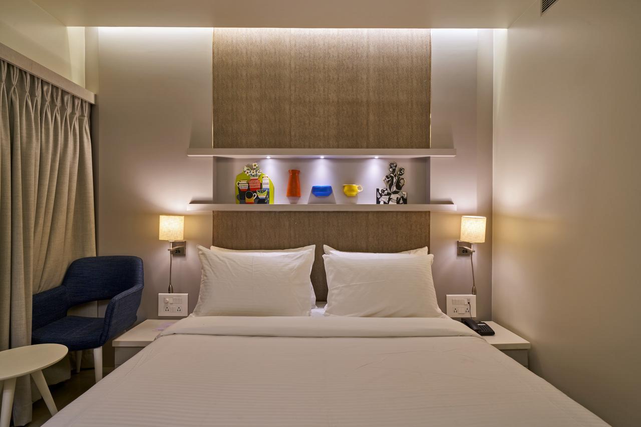 Hotel Atharv Top Rated Business Hotel In โกลฮาปูร์ ภายนอก รูปภาพ